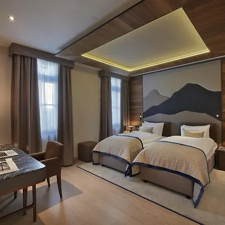 Kempinski Residences 5*